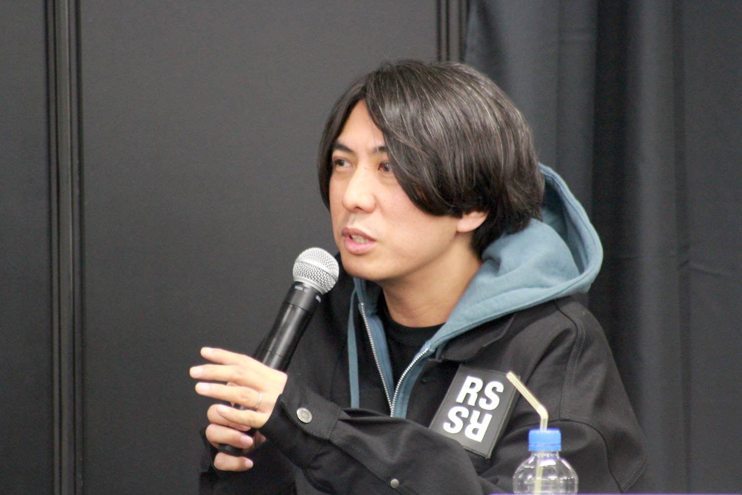 「グラフィックデザイナーが広げるアニメの世界