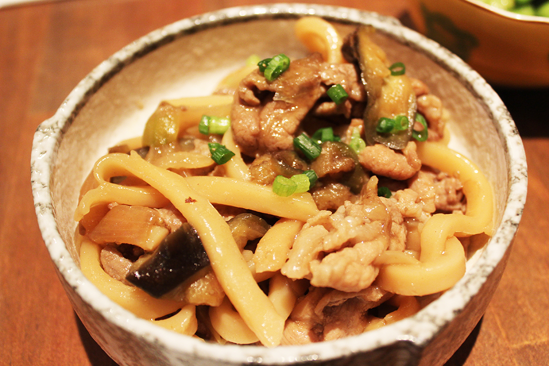 元任天堂社員による会員制食堂「84」19