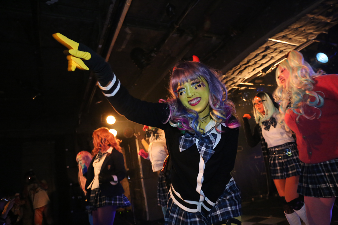 「歌舞伎町ハロウィン」のカオスなステージ