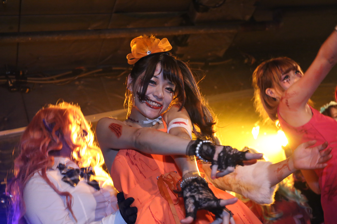 「歌舞伎町ハロウィン」のカオスなステージ