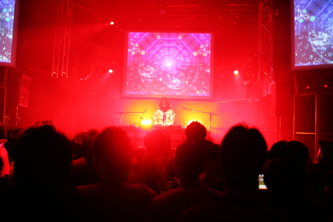 DJ MANJIROさん