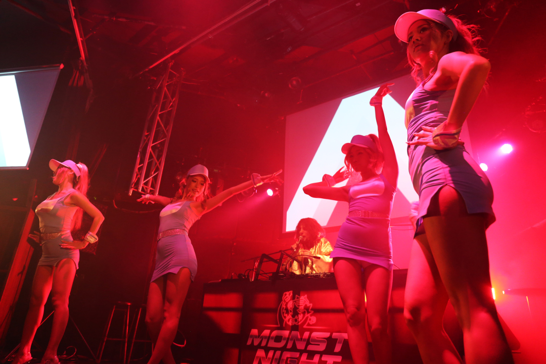 CYBERJAPAN DANCERS