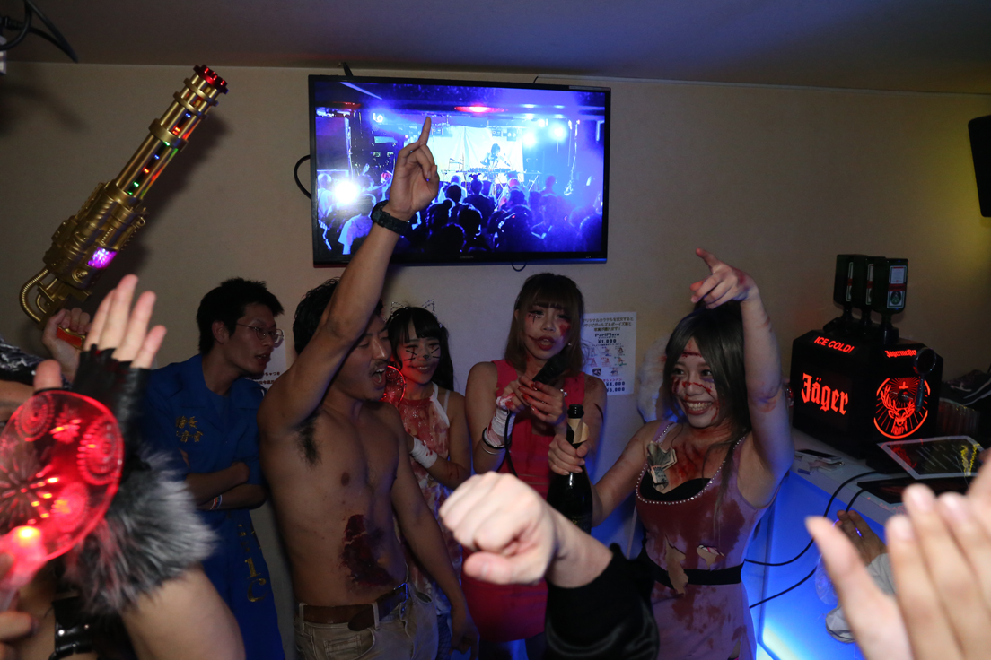 「歌舞伎町ハロウィン」のカオスなステージ