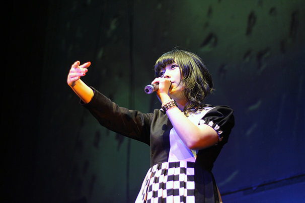 南波志帆さん