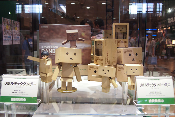 よつば立体化作戦！「リボルテックダンボー」・「リボルテックダンボー・ミニ」