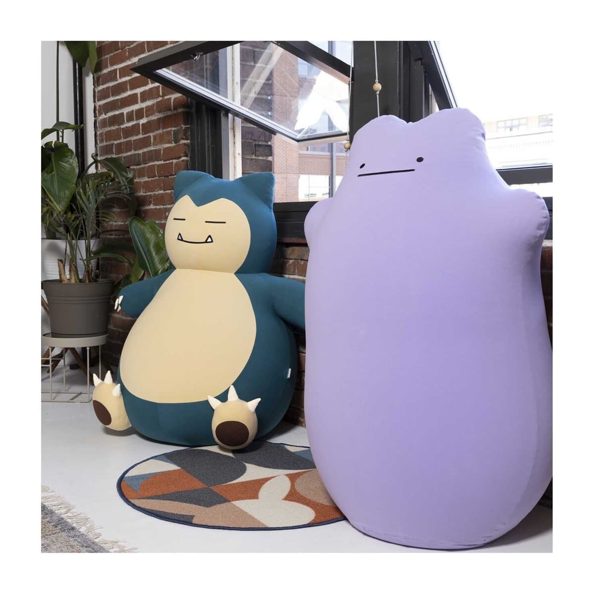 Pokémon Home Accents Bean Bag Chair by Yogiboの画像 - KAI-YOU.net