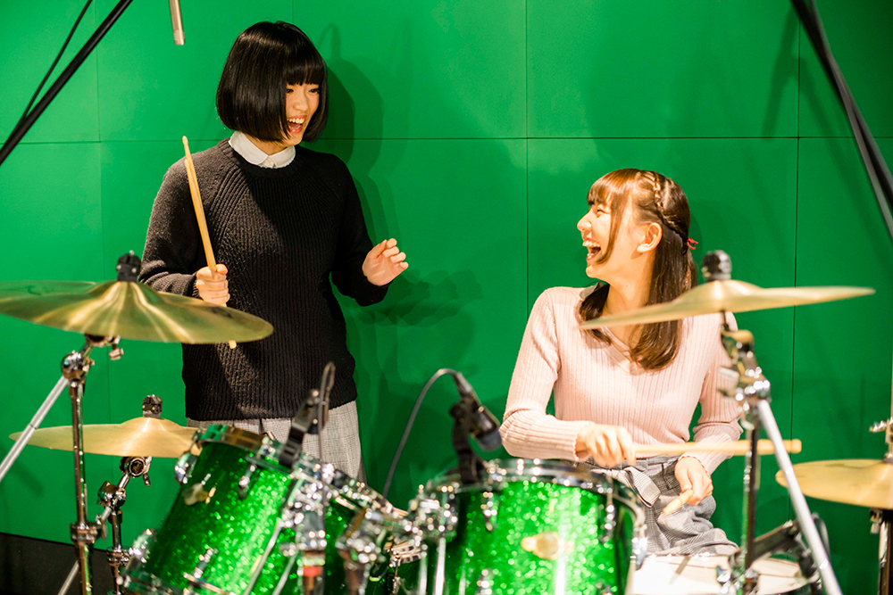 和氣あず未さん、鬼頭明里さん、春野杏さんが高橋まことさんに弟子入り