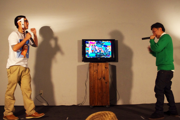 実際のステージ上での様子／左：dodo a.k.a. doodooさん　右：NIHA-Cさん