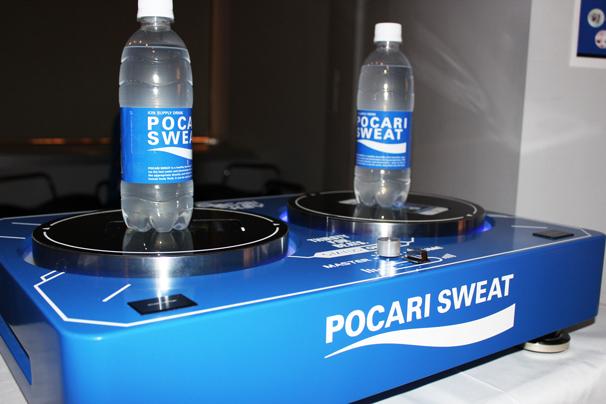 「POCARI JOCKEY」オリジナル仕様のターンテーブル