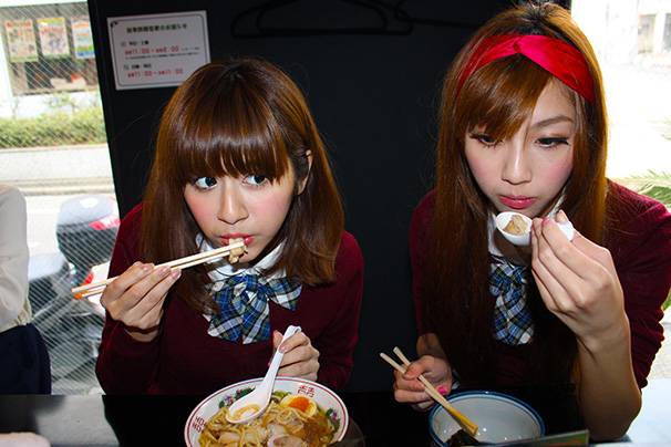 ウェザーガールズ×ラーメン