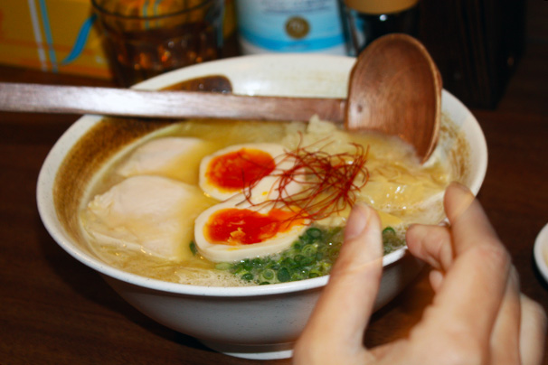 ウェザーガールズ×ラーメン