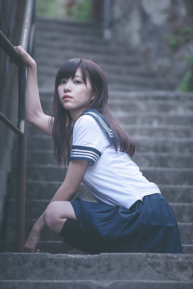 楠ろあさんの水着グラビア