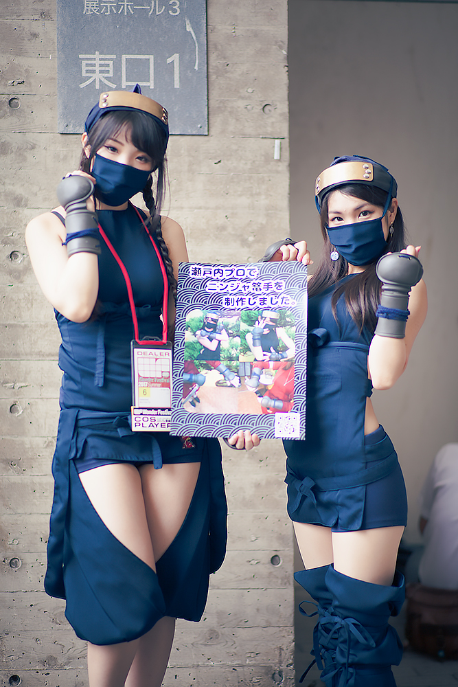 （左）かぐやさん／（右）おとさんの不忍カフェの忍者 コスプレ3