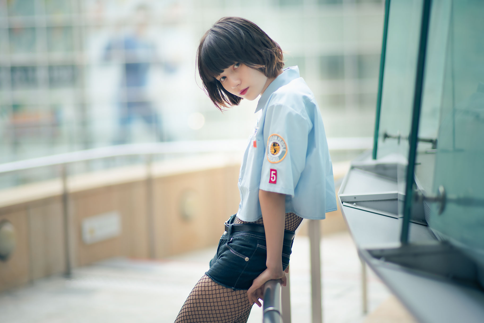 ヘソフェチが悶絶するエキゾチック美人「やね」さん35