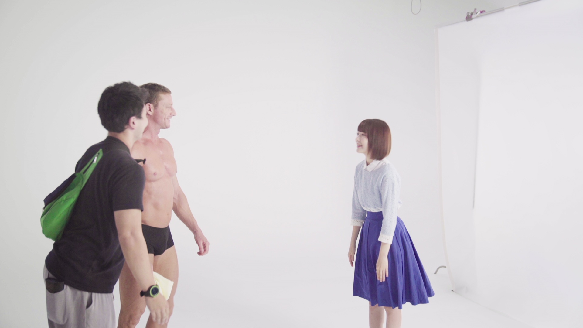 マッチョとの邂逅を果たす宮脇咲良さん