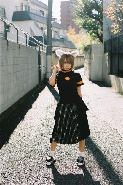 毒kinokopink「kill remote」新作のテーマは「みなしギャルと猫」