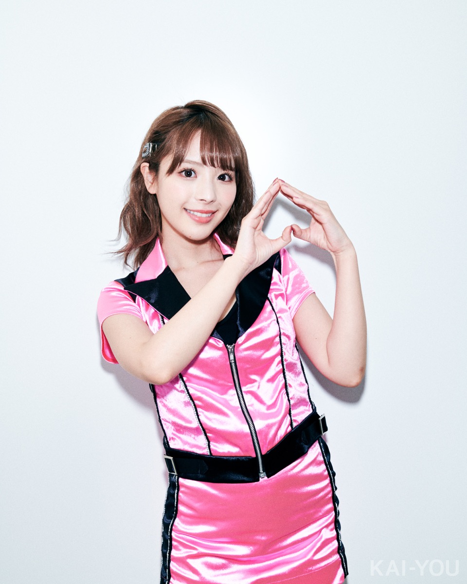 桃乃木かなさん