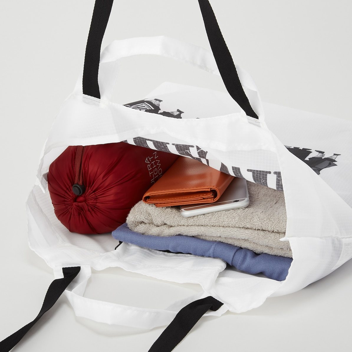 TVアニメ『鬼滅の刃』 ポケッタブルバッグ