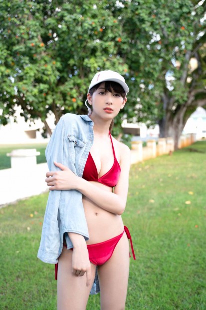 ③アンジェラ芽衣：(c)YOROKOBI／週刊プレイボーイ