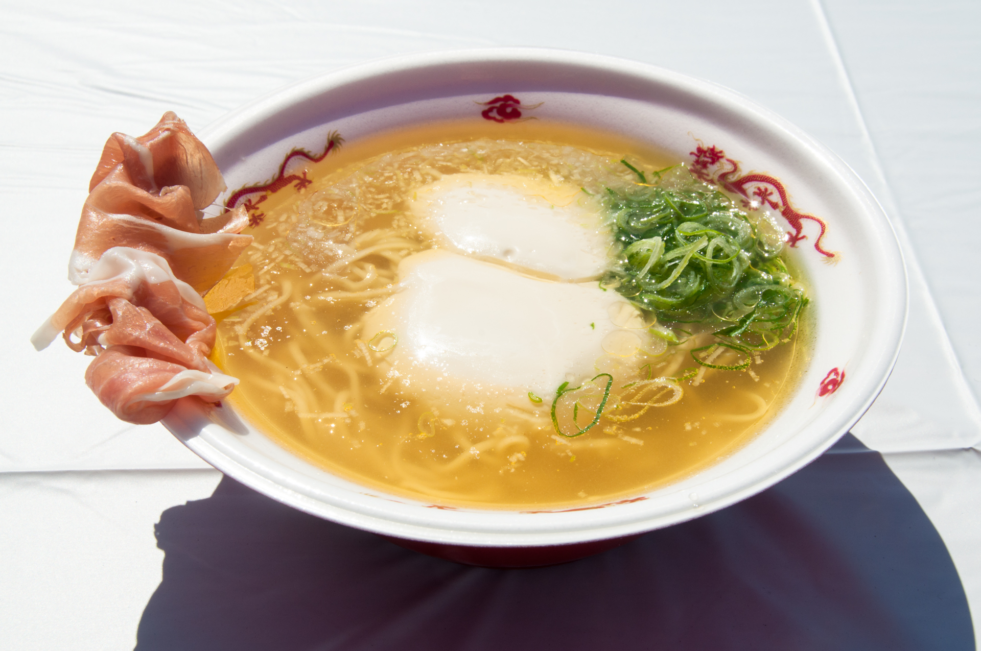 ラーメン女子博　黄金の塩らぁ麺 ドゥエイタリアン「らぁ麺フロマージュ」