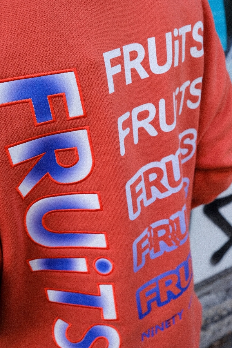 「9090」 × 「atmos pink」