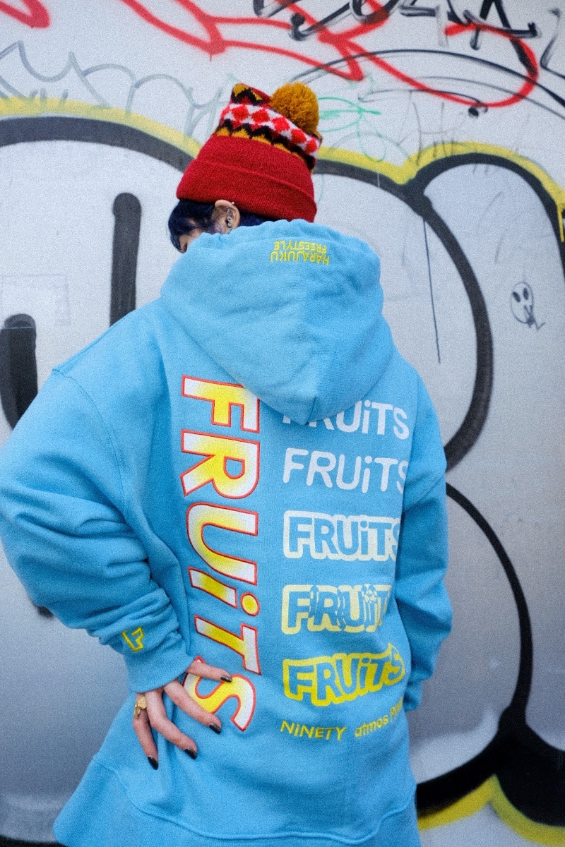 「9090」 × 「atmos pink」