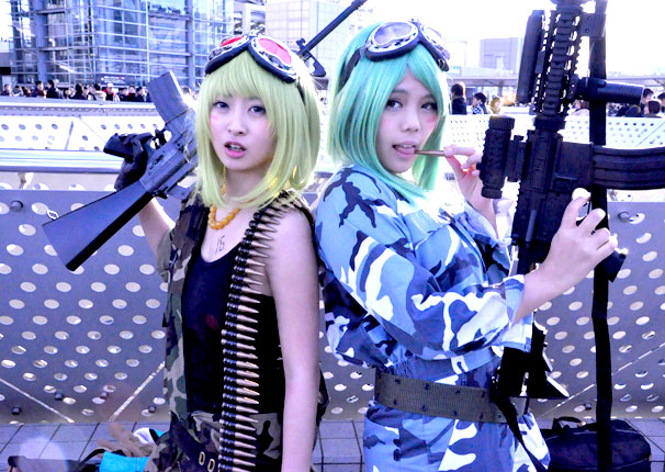 GUMIの「僕らの8bit戦争」コス