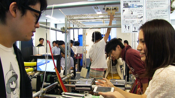 関西大学のチーム・あおいちゃん「壁を這うやつ」 1