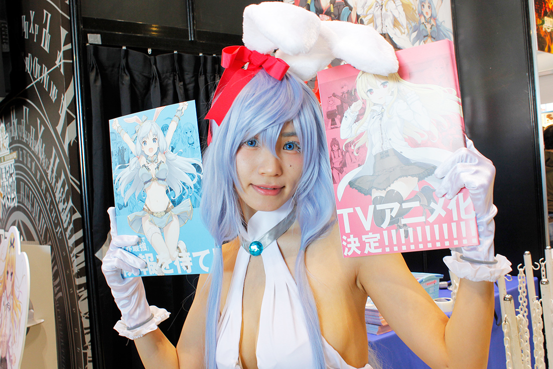 「コミックマーケットC93」コスプレコンパニオン_オーバーラップ2