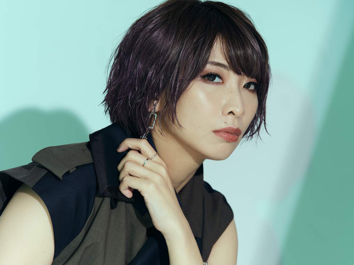 草野華余子さん