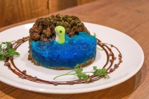 A Nessie Surfaces!!!ケーキ