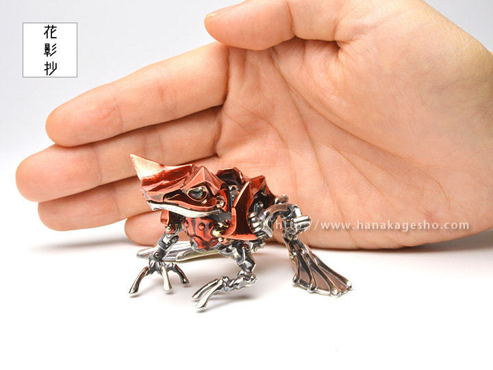 画像7: 金属のセミがカエルに変形！ 造形作家の職人技「可変角蛙」