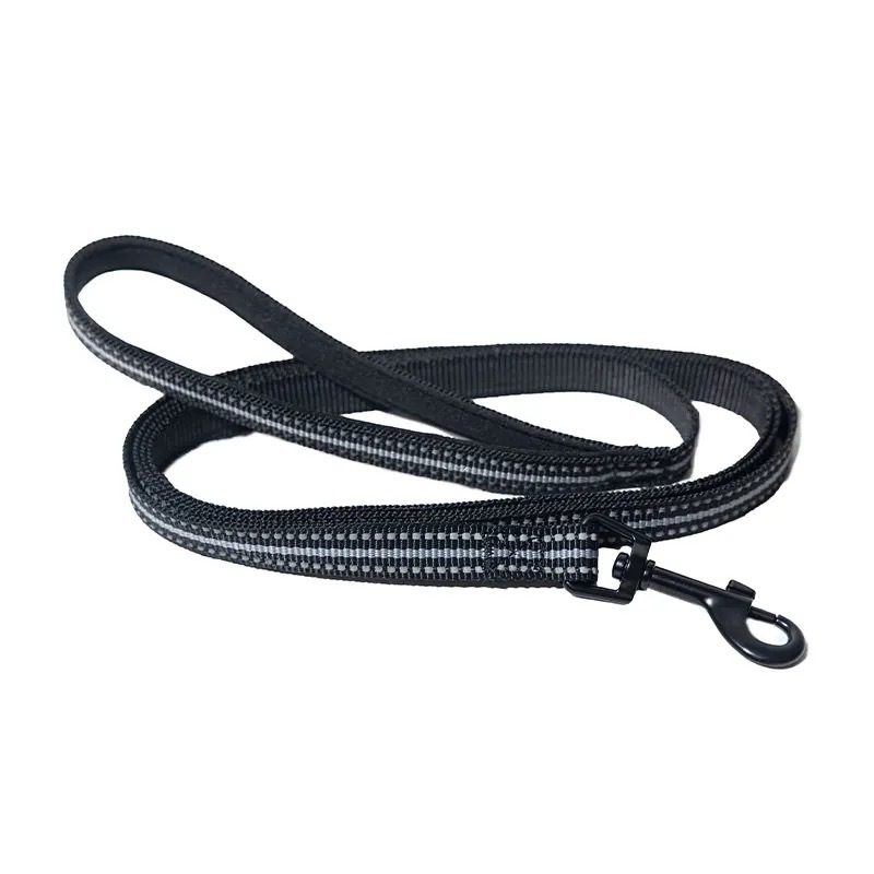Stray X Travel Cat Harness &amp; Leash Set Limited-Edition／画像はTravel Cat販売サイトより