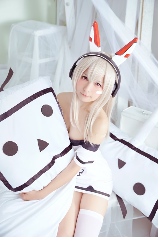 モモさん/『アズールレーン』綾波