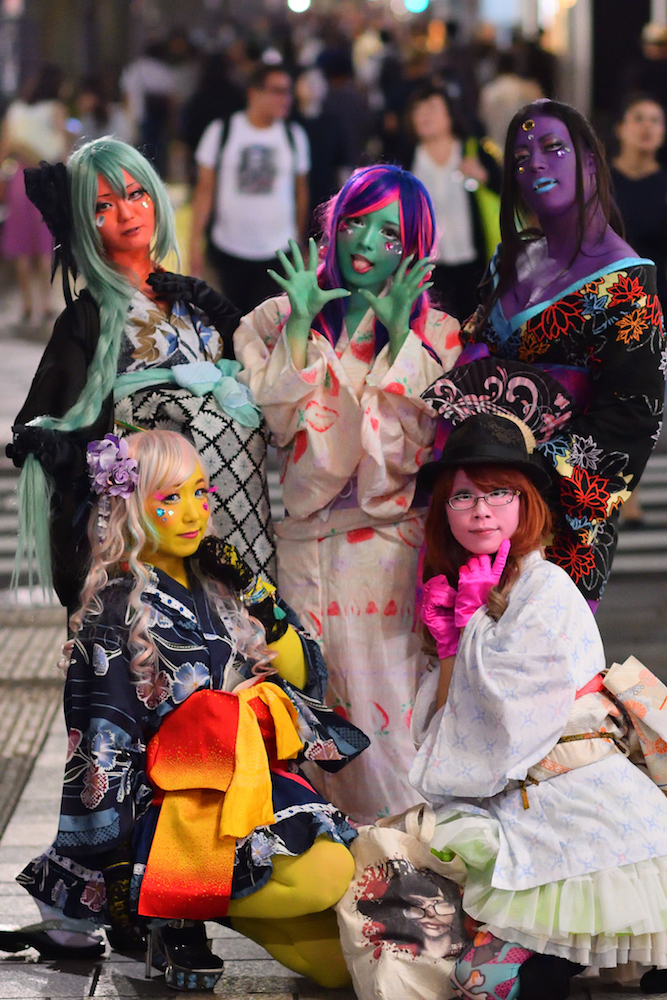 異色肌ギャル表参道1