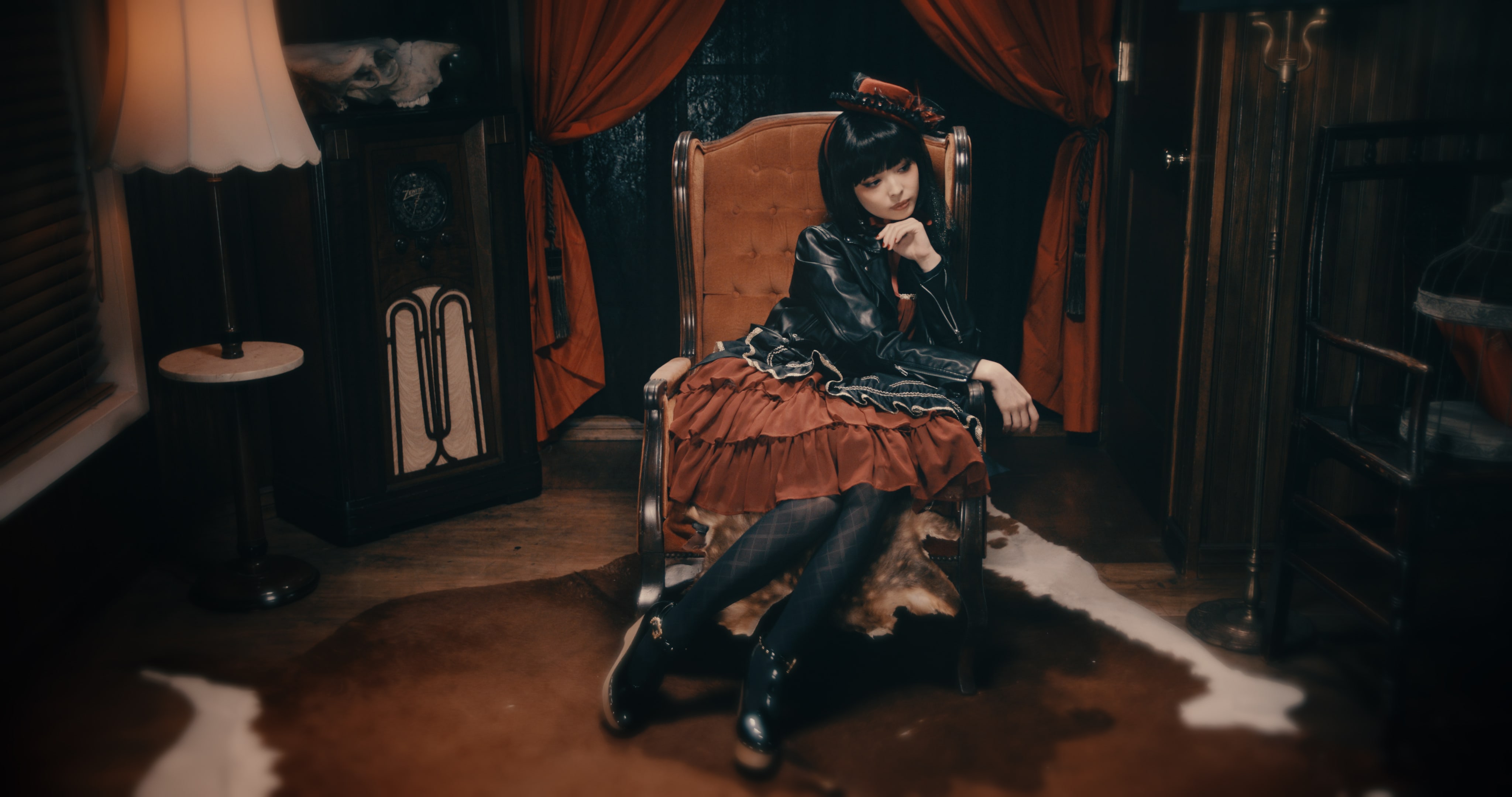 最上もが「してみタイッ！」MV パンキッシュ・ゴスロリ