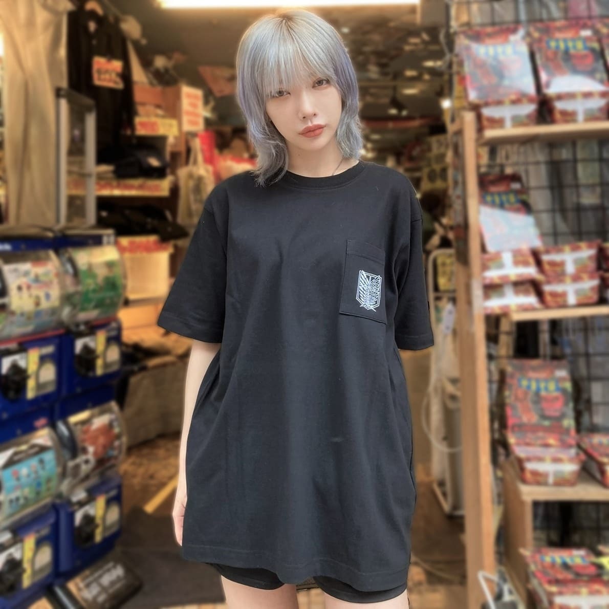 画像15: かてぃ『進撃の巨人』を着こなす　ヴィレヴァン限定Tシャツ着用モデルに