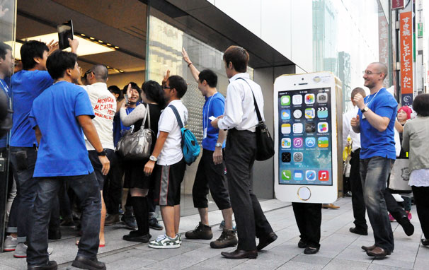 入場シーン_iPhone着ぐるみ