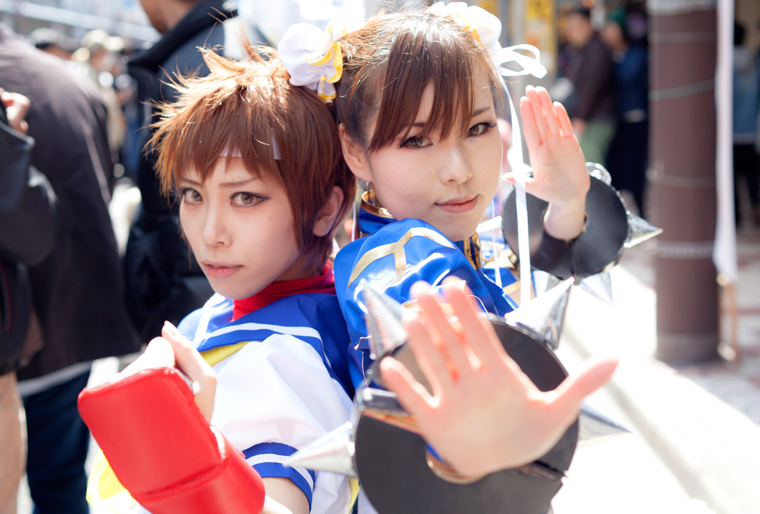 日向さん、にこさん（『ストリートファイター』春日野さくら、春麗）2