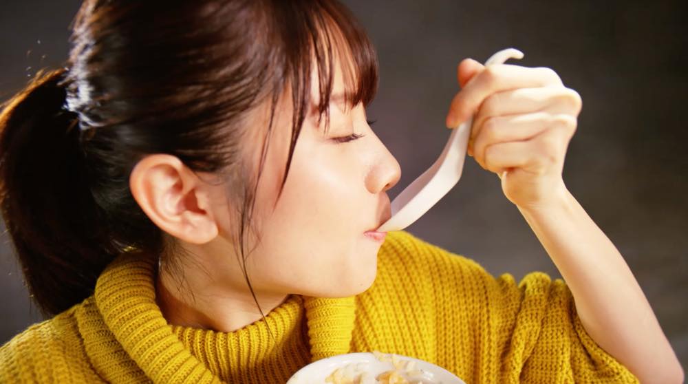 桃月なしこ やよい軒CM