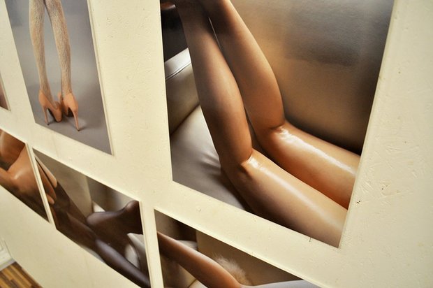 「ふともも写真の世界展」