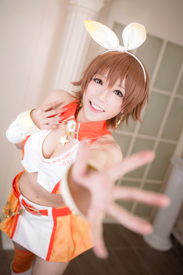 小桃さん/『アイドルマスター シンデレラガールズ』本田未央