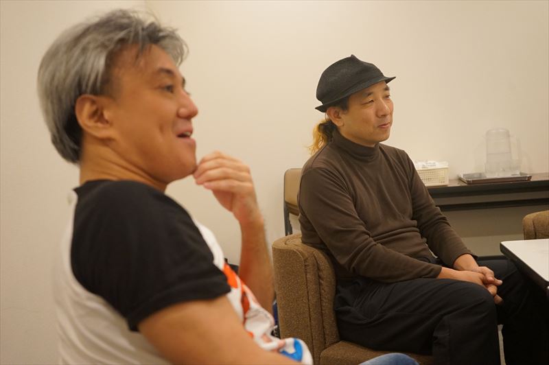 無料のサンプルとかでサクッと抜く…？