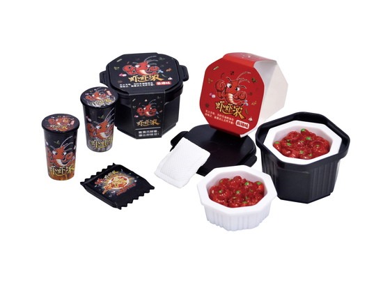 ザリガニ料理のフィギュア