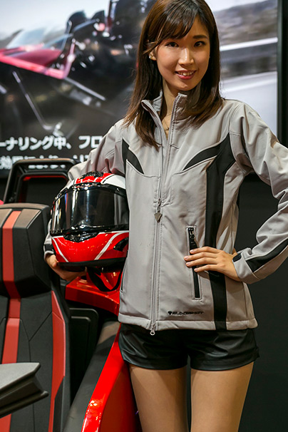 「東京モーターショー2015」美人コンパニオン画像まとめ25