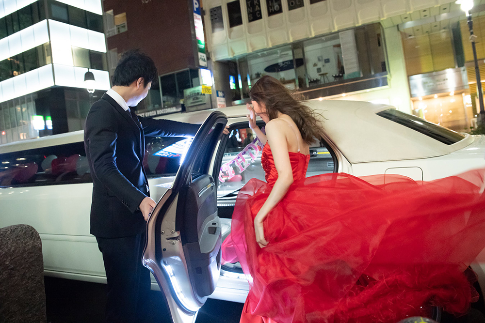 リムジンで去っていくericaさん