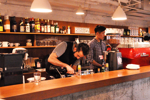 中野ブロードウェイのBar Zingaro