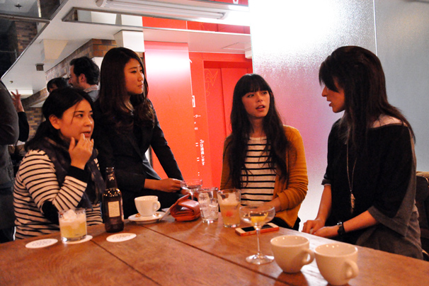 中野ブロードウェイのBar Zingaro