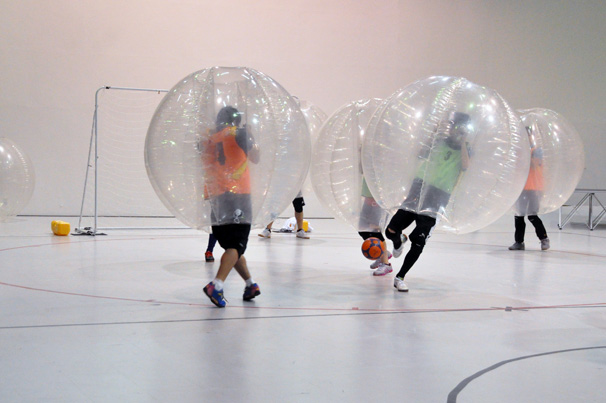 バブルサッカー
