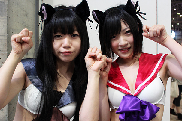 ニコニコ超会議2015 2日目 コスプレイヤー画像 ミズノさん「美少女戦士セーラームーン」セーラープルート／かるぴんさん「美少女戦士セーラームーン」セーラープムーン